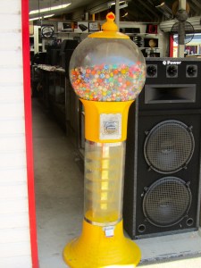 Bouncy Balls Mo's Electronics Store