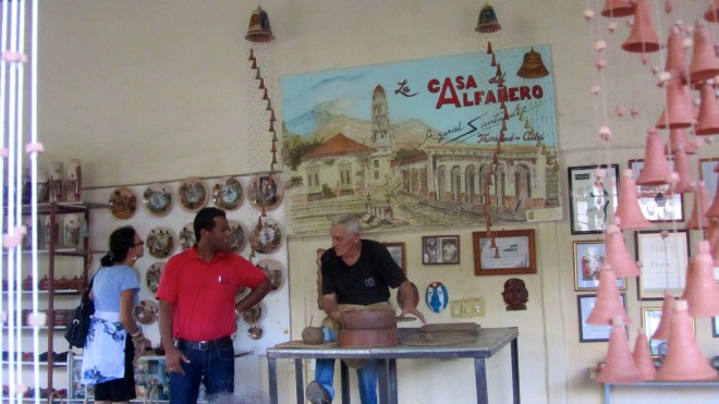 Casa del Alfarero pottery house