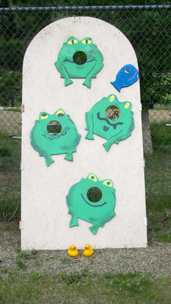 Toss bean bag in mouth and win!