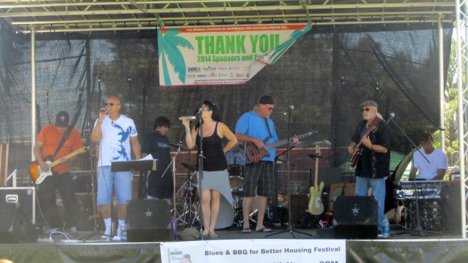 Live music at festivals!