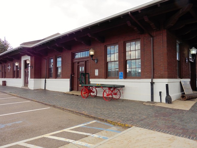 This luggage cart is great for ducks, also
