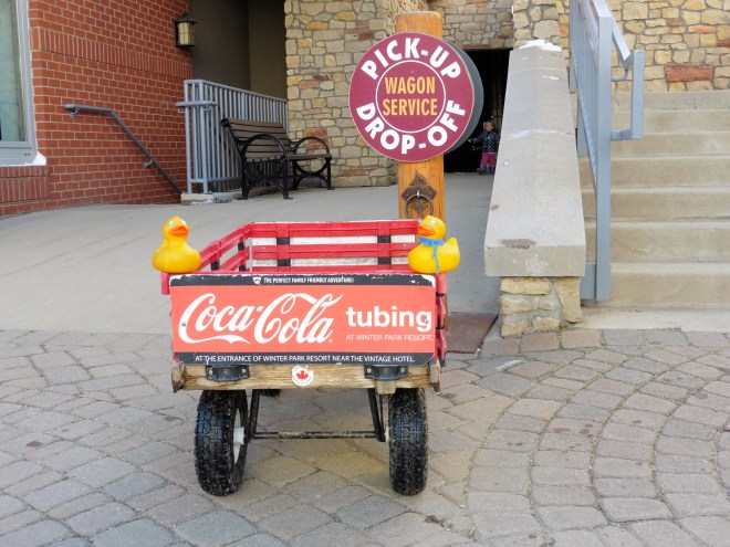 Everybody loves red wagons