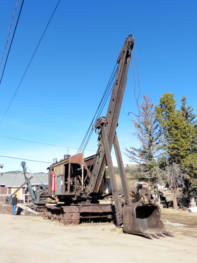 Zeb and Eider are on the shovel
