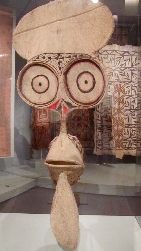 Huge eyes on dance mask