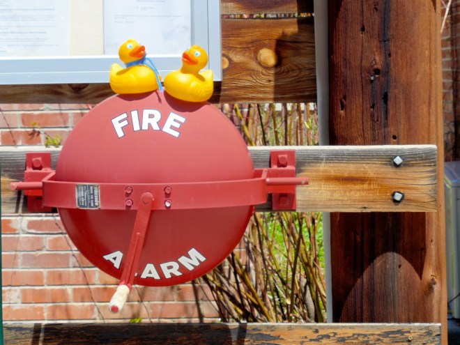 Turn handle in case of fire