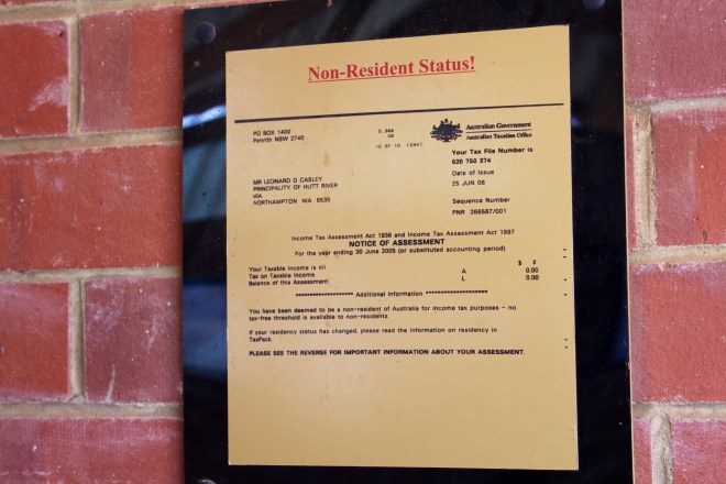 Certificate of non resident status from Australia 