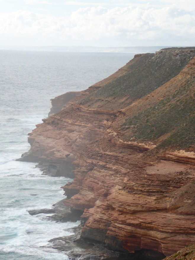 Great cliffs to Indian Ocean