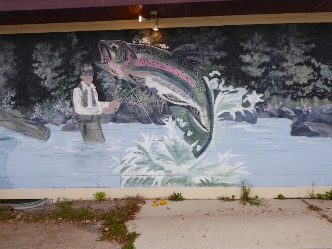 Fishing mural in Detroit Lakes, Minnesota