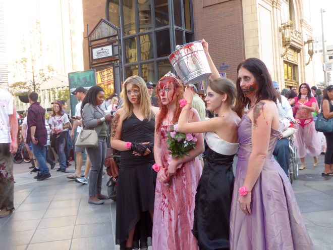 Lady zombies