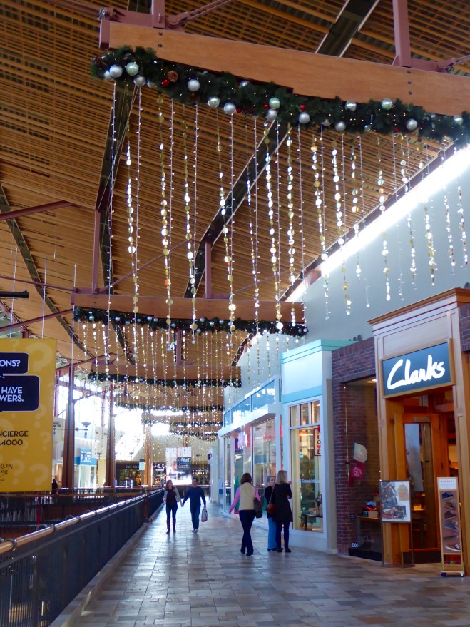 Lights in Flatirons Mall