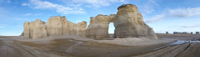 Monuments Rocks or Chalk Pyramids of Kansas