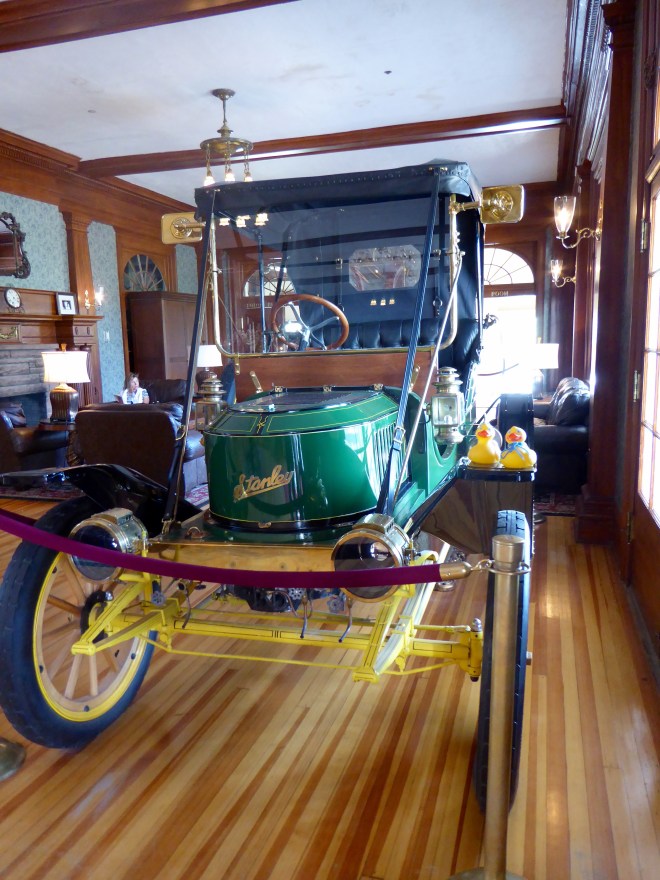 1910 Stanley Steamer