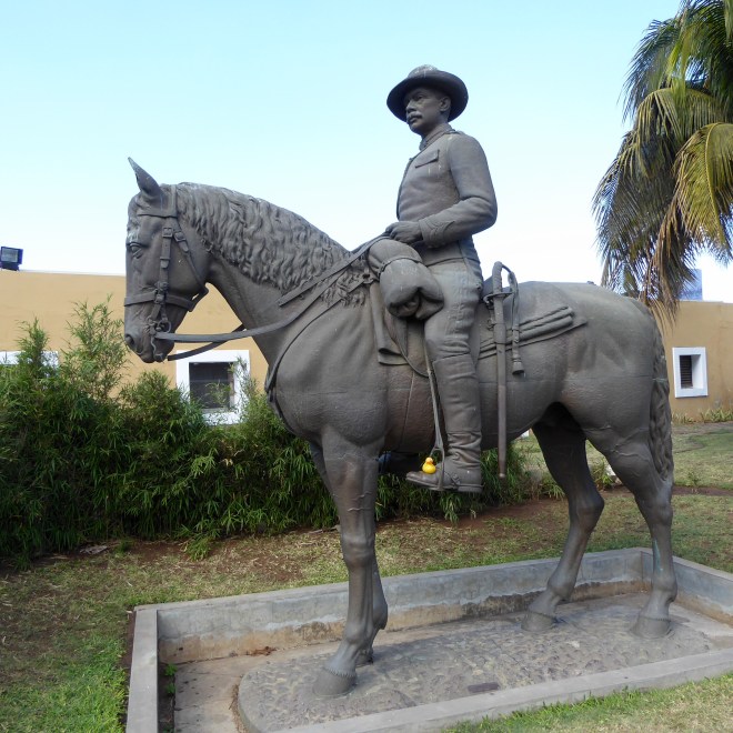 Love statues of humans on horses--and a duck