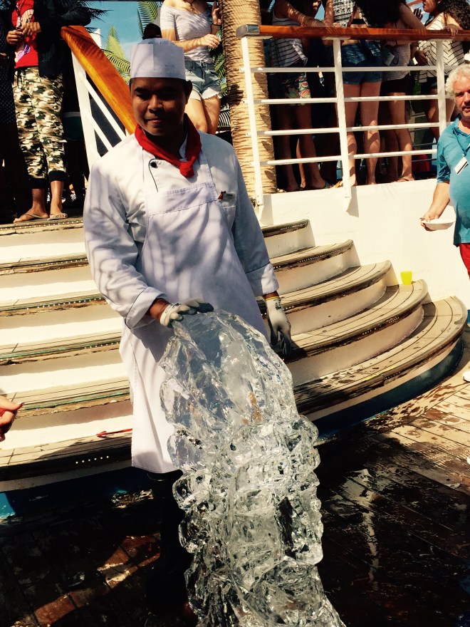 Finished ice sculpture